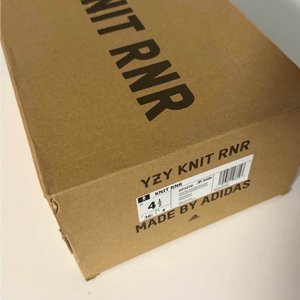 Adidas YZY Knit RNR Shoes and Box in Brown